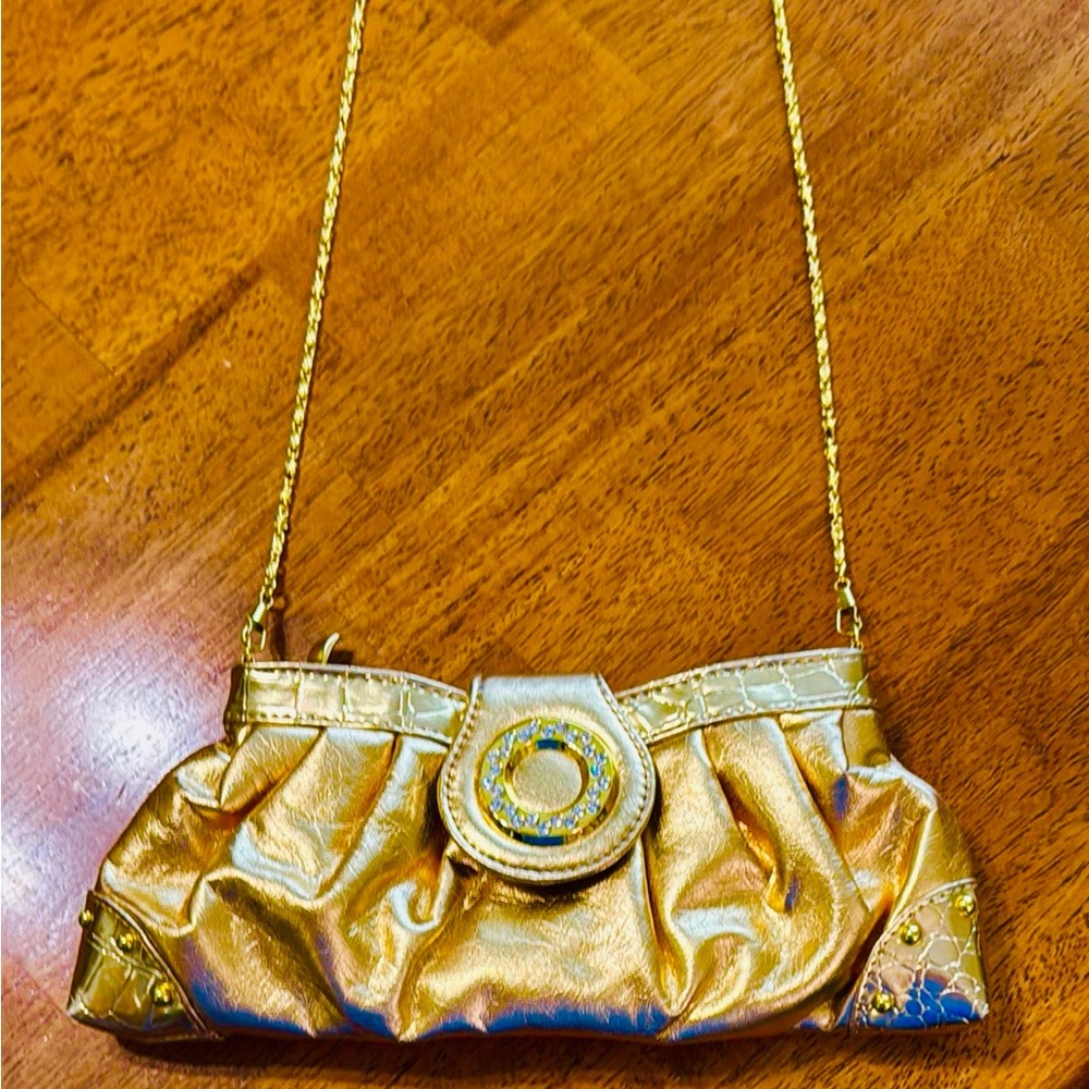 New Pretty Gold Ruched Clutch with Chain Strap